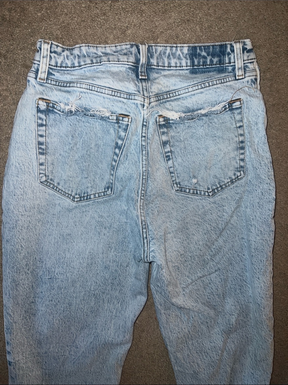 A&F Dad High Rise Jeans - Picture 6 of 7